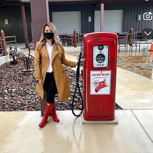 Hunter Vibrant Red Waterproof Boots